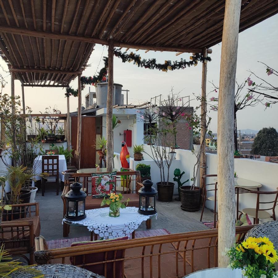 Bed and breakfast Limper - Airport Callao