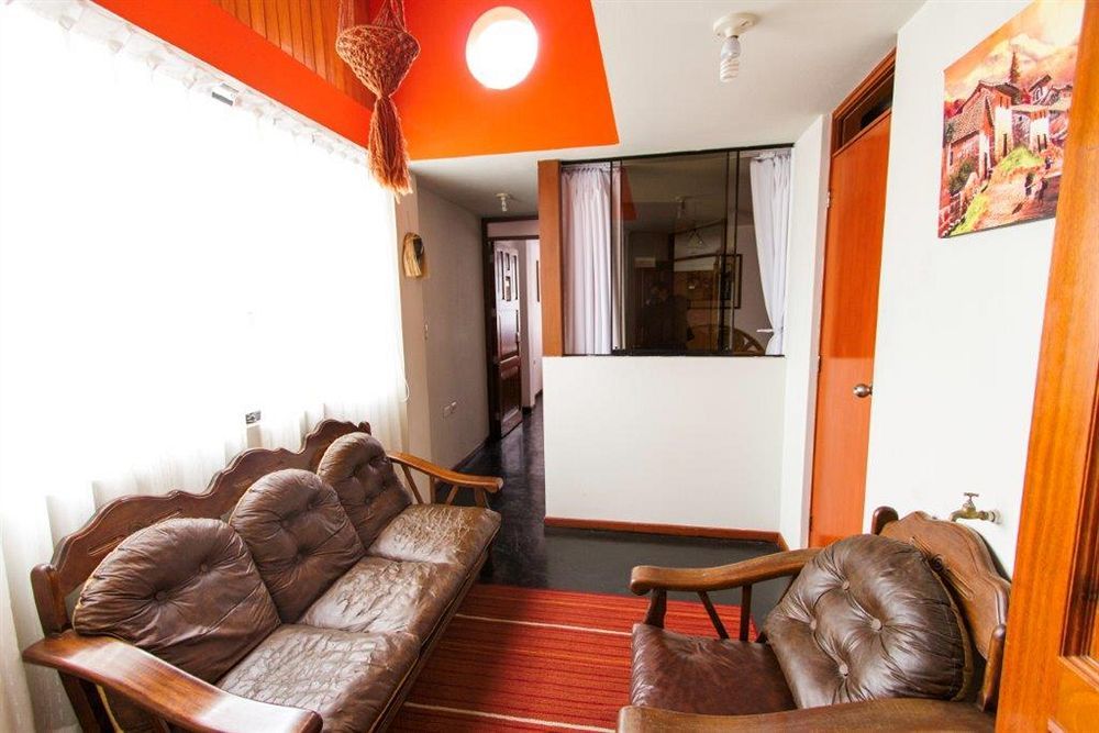 Bed and breakfast Limper - Airport Callao