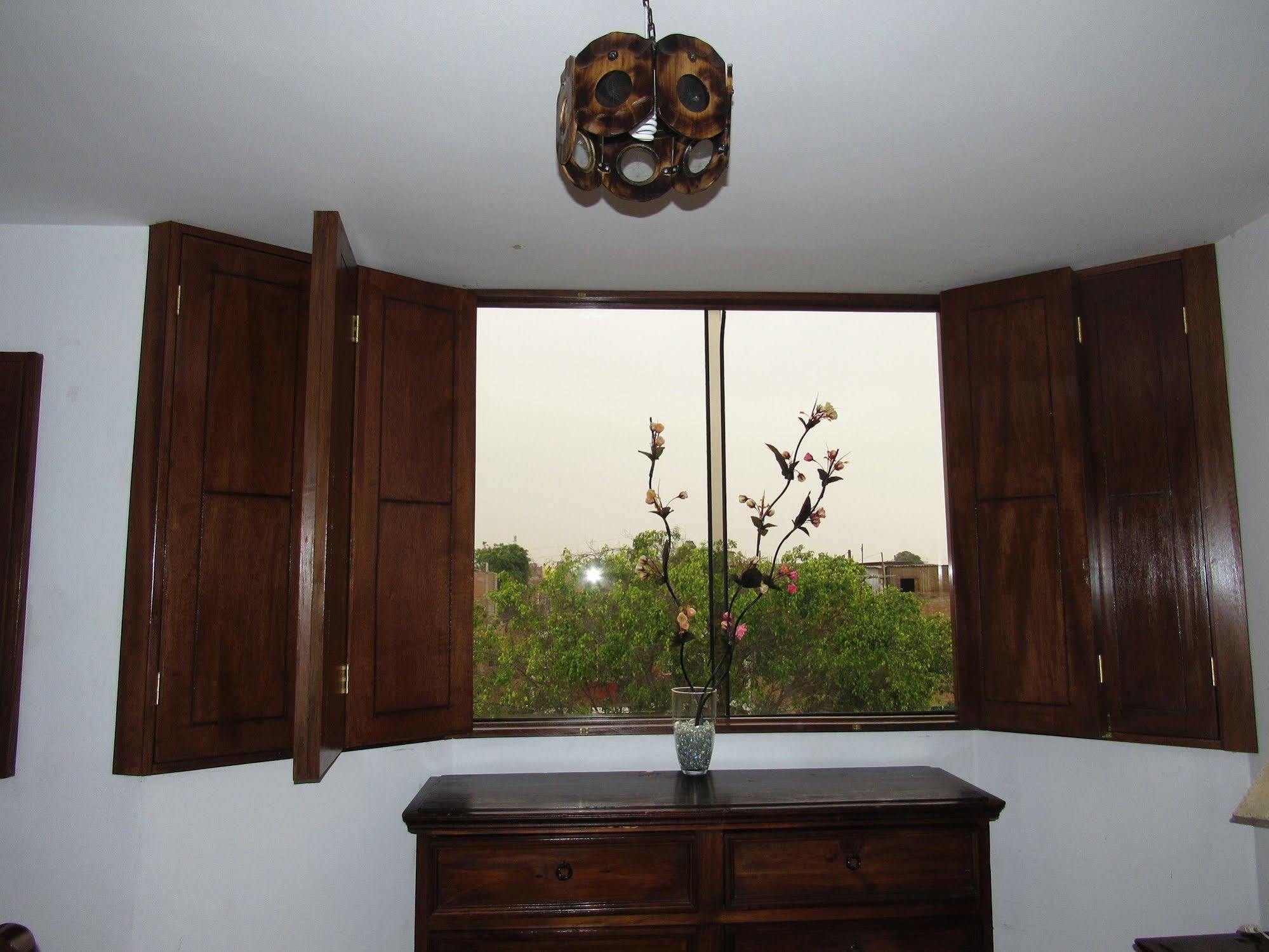 Limper - Airport Bed and breakfast Callao